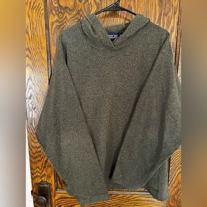 Patagonia Synchilla Women's Size M Fleece Hoodie Lightweight Olive Green